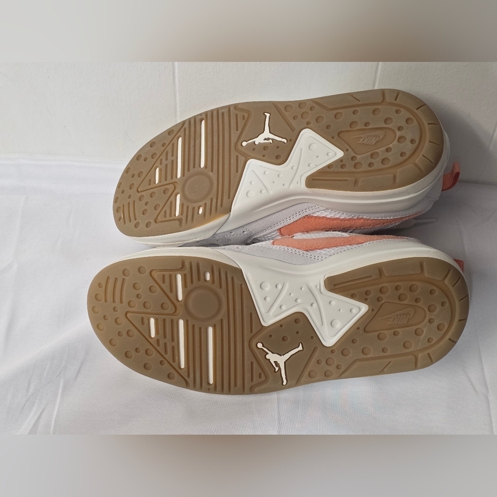 Nike Jordan CMFT Era Womens Size 7 Light Madder Root Colorway Low Profile Shoe - Picture 4 of 9